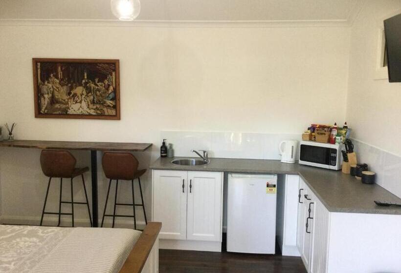 פנסיון Studio On Denne