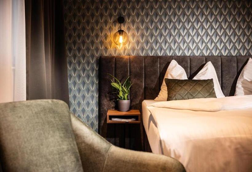 Zeit Und Raum Hotel   Self Check In