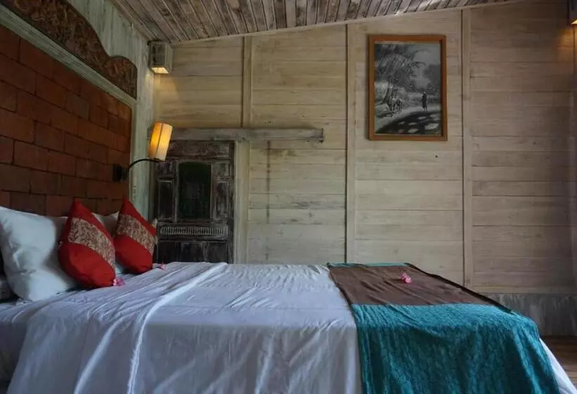 ベッドアンドブレックファースト Capital O 94012 Dewa Jati House