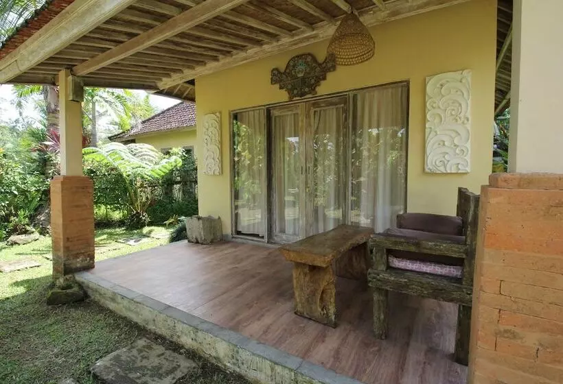 ベッドアンドブレックファースト Capital O 94012 Dewa Jati House