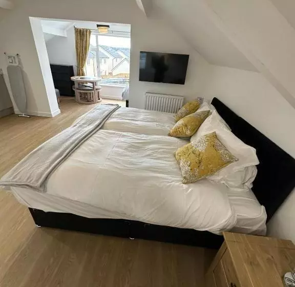 Aamiaismajoitus (B&B) The Highmead