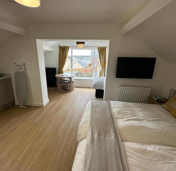 צימר The Highmead