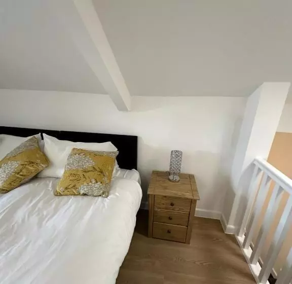 Aamiaismajoitus (B&B) The Highmead