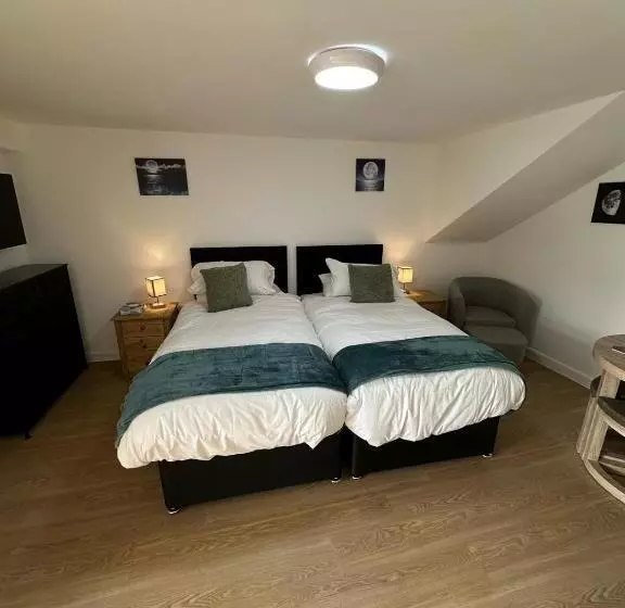 Aamiaismajoitus (B&B) The Highmead