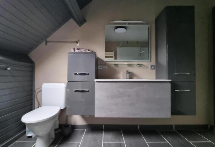 تختخواب و صبحانه Marina