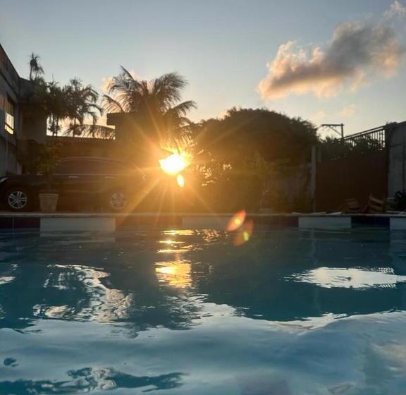 تختخواب و صبحانه Pousada Hórus