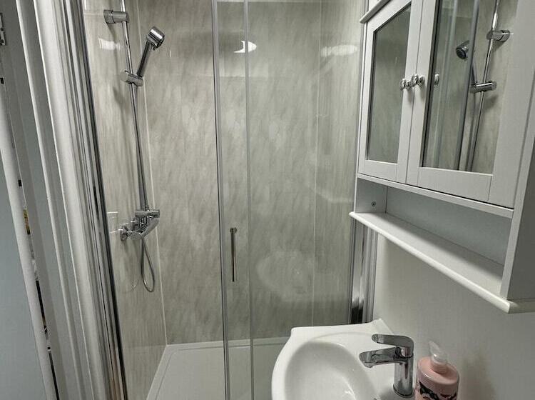 צימר The Highmead