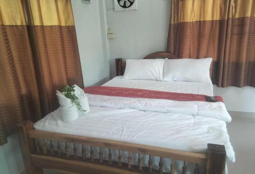 Downhill Resort ดาวน์ฮิลล์รีสอร์ท