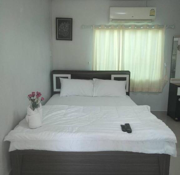 Downhill Resort ดาวน์ฮิลล์รีสอร์ท