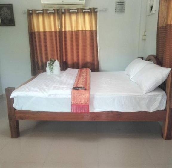 Downhill Resort ดาวน์ฮิลล์รีสอร์ท