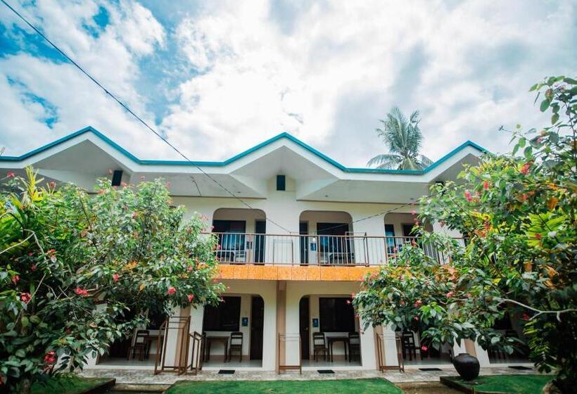 Durhan White Beach Resort Powered By Cocotel