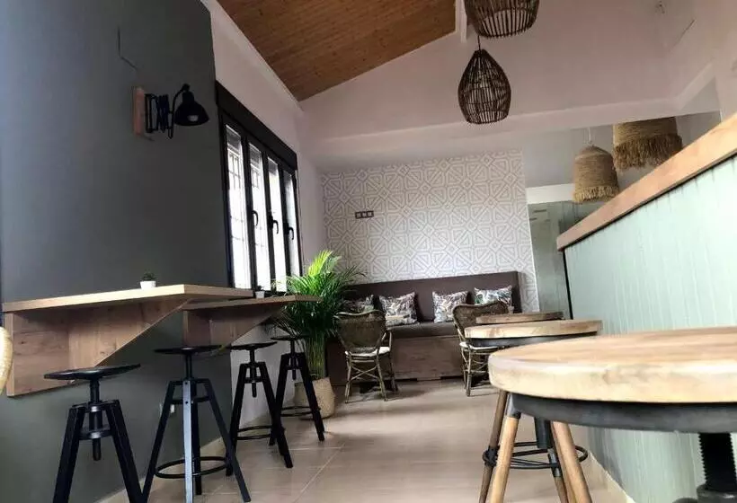 هتل Finca Alarcos