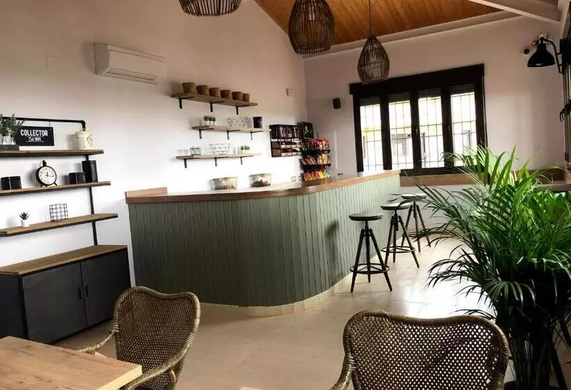 هتل Finca Alarcos