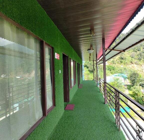 בית מלון כפרי Green View Inn