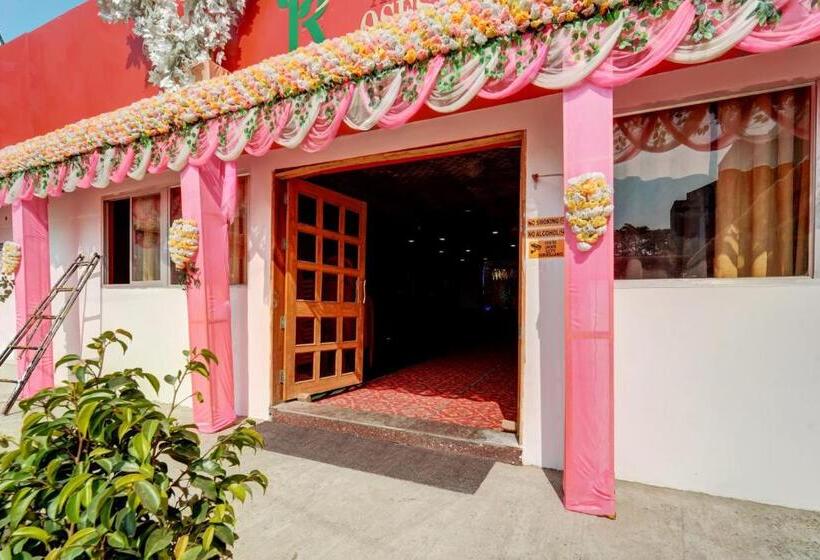 בית מלון כפרי Oyo Flagship Ring & Roses Wedding Paradise