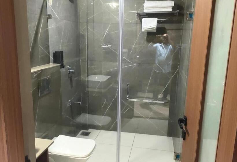 בית מלון כפרי Park Royal