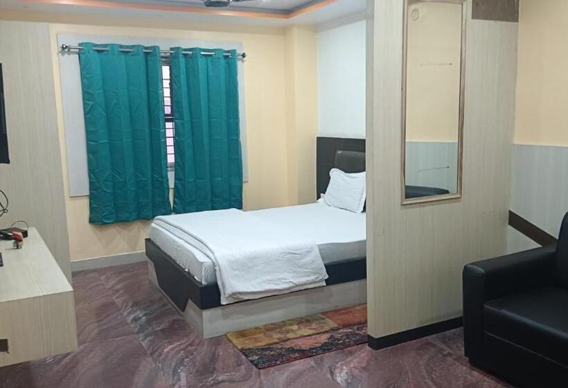 Hotel Raj Darbar