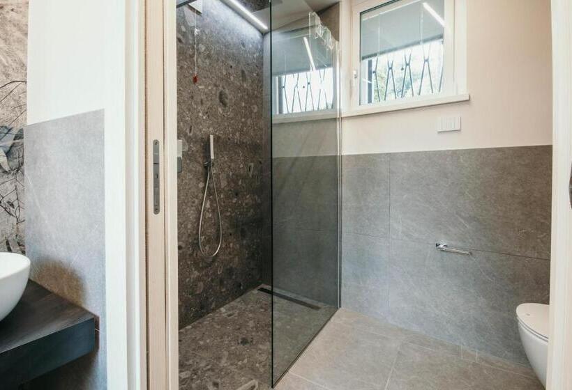 פנסיון Gio Leo Guest House