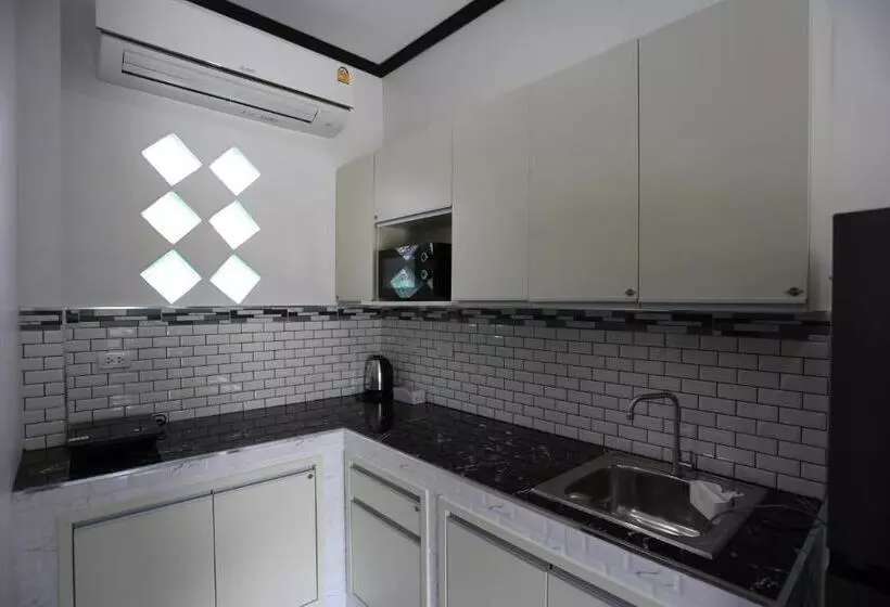 Pensionat Mb House Resort