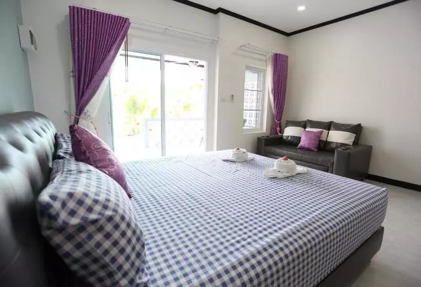 Pensionat Mb House Resort