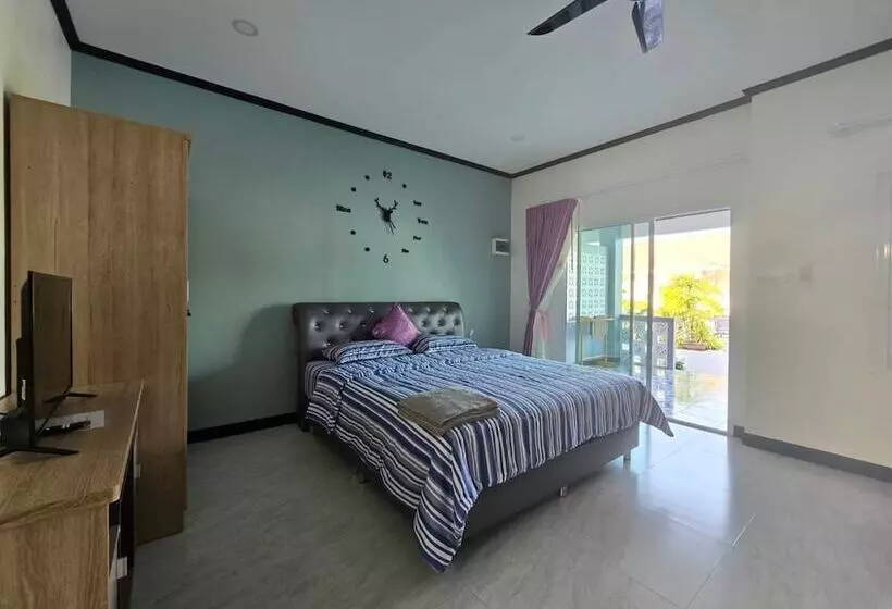 Pensionat Mb House Resort