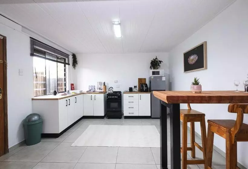 Majatalo The Puffin S Nest