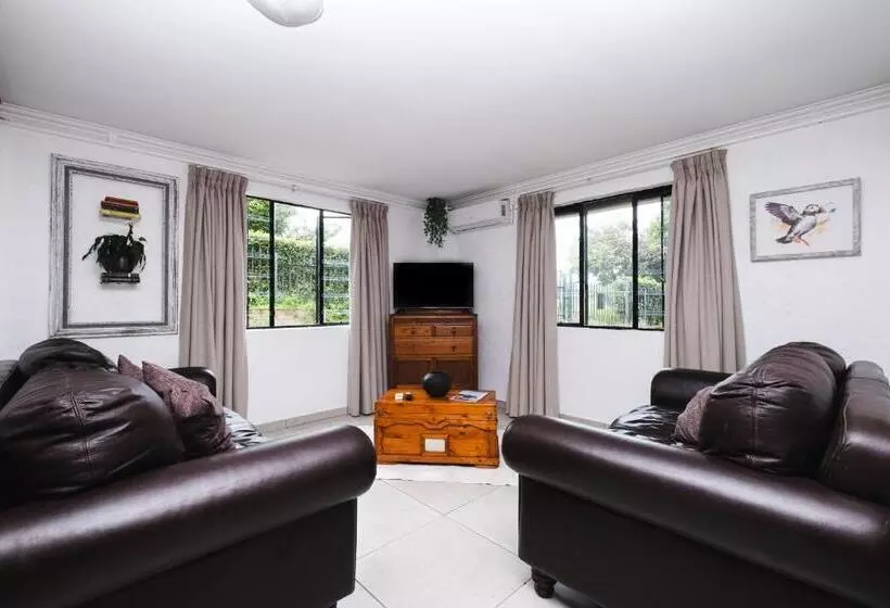 Majatalo The Puffin S Nest