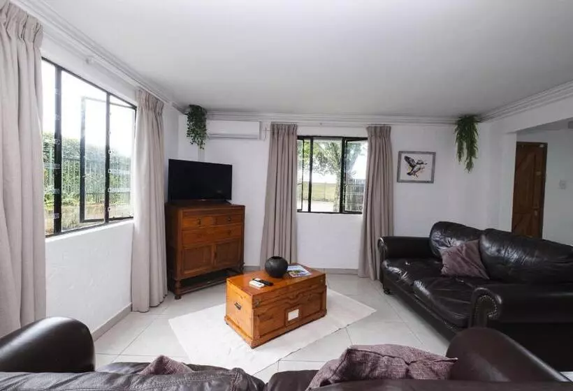 Majatalo The Puffin S Nest