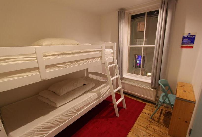 هاستل Seadragon Backpackers