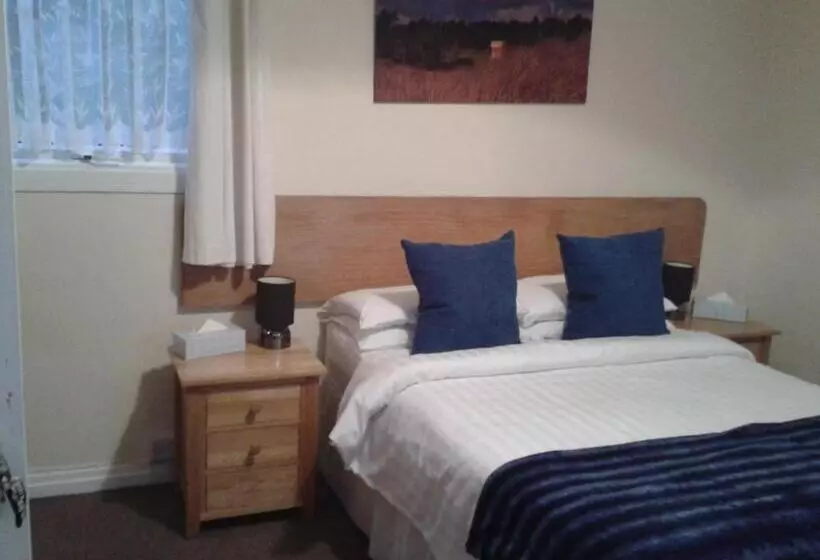 ベッドアンドブレックファースト Franklyn Guesthouse