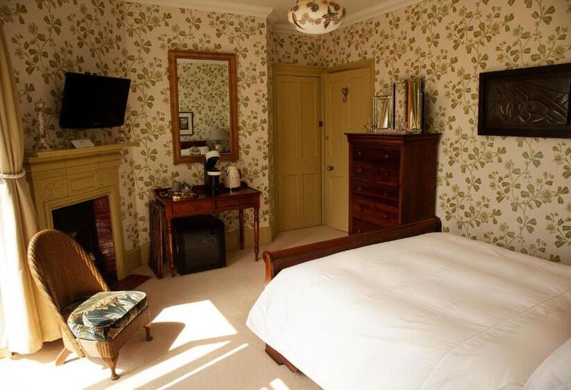 مبيت وإفطار St Katharine S House