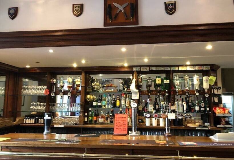 住宿加早餐  The Woolaston Inn