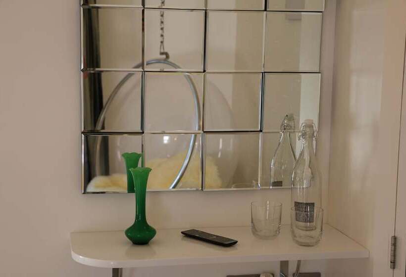 צימר Upton House