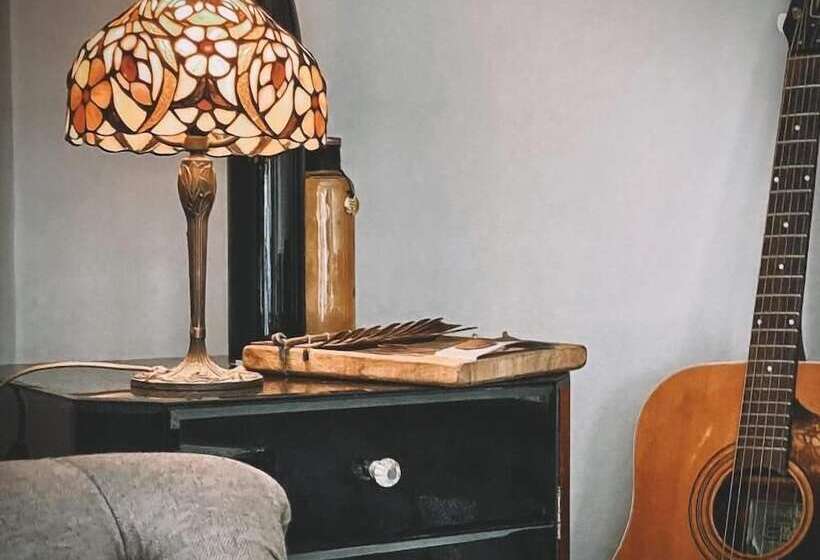 צימר Upton House