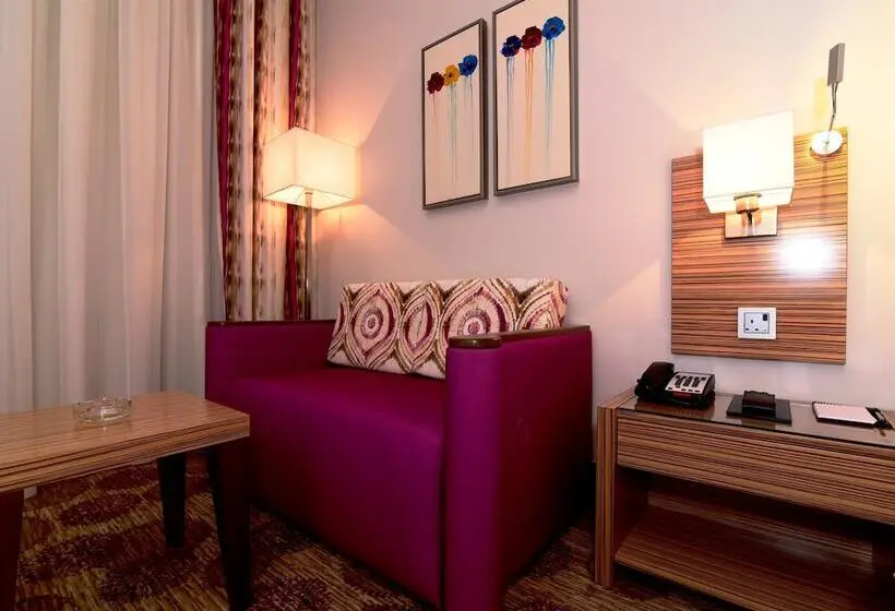 Hotelli Best Western Plus Pearl Creek