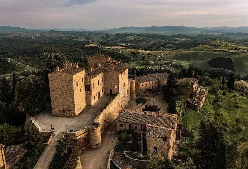 Hotel Castelfalfi