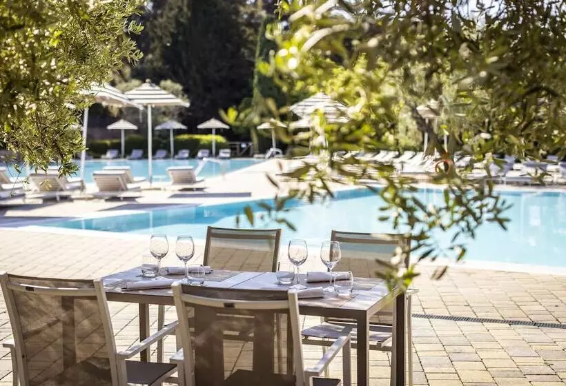Hotel Castelfalfi