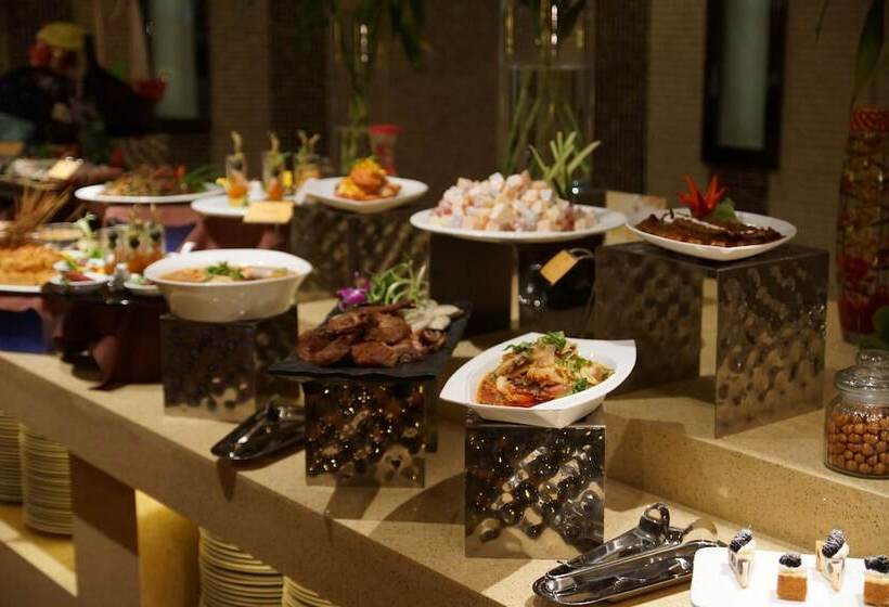 Century Sunshine Hotel   Emeishan