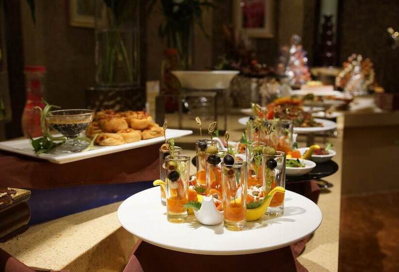 Century Sunshine Hotel   Emeishan