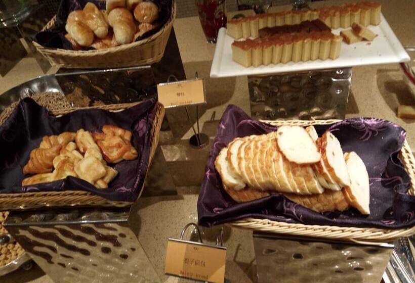 Century Sunshine Hotel   Emeishan