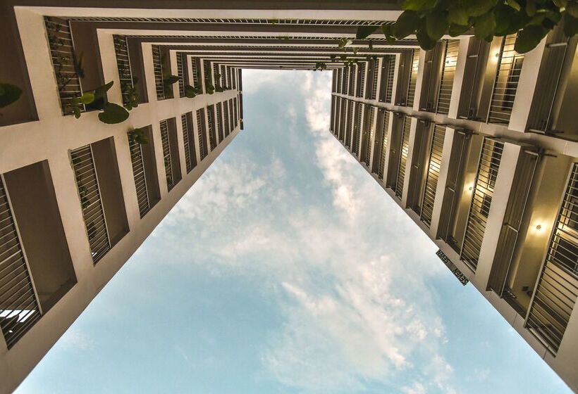 فندق Golden Tulip Essential Tangerang