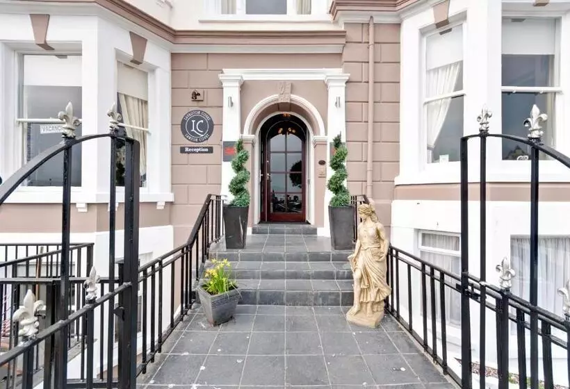 هتل Lauriston & Lawton Court
