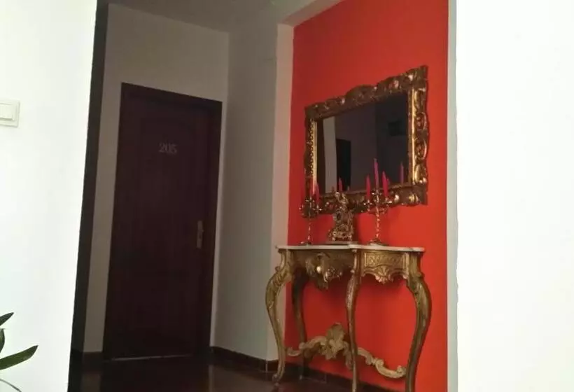 هتل Mesón El Número Uno