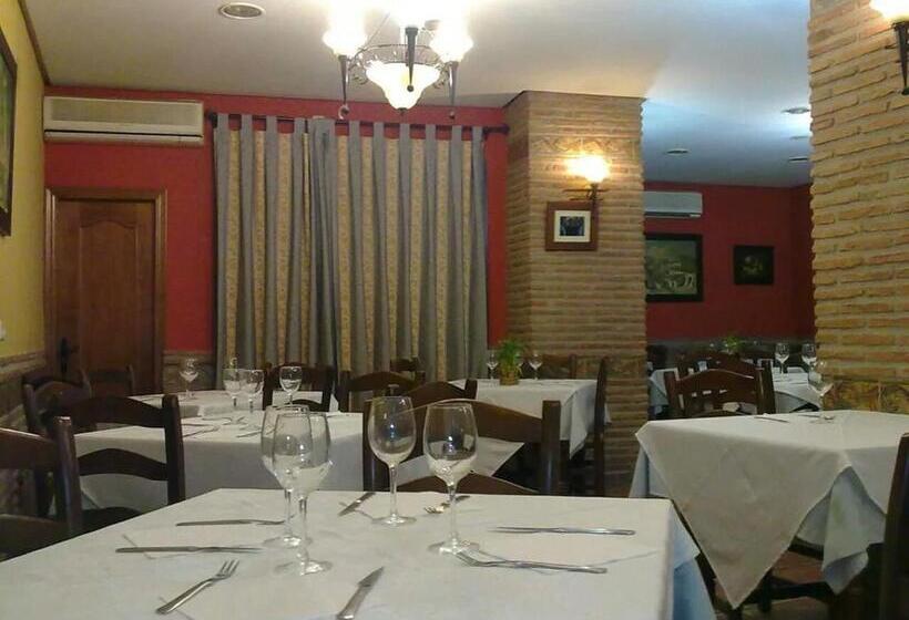 Hotel Mesón El Número Uno