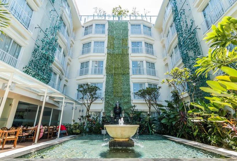 فندق Holiday Inn Express Kuta Square