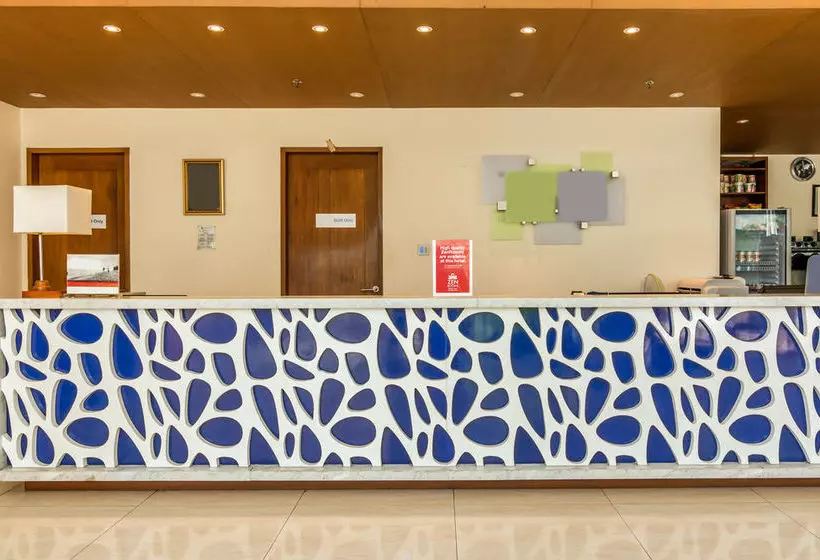 ホテル Holiday Inn Express Kuta Square