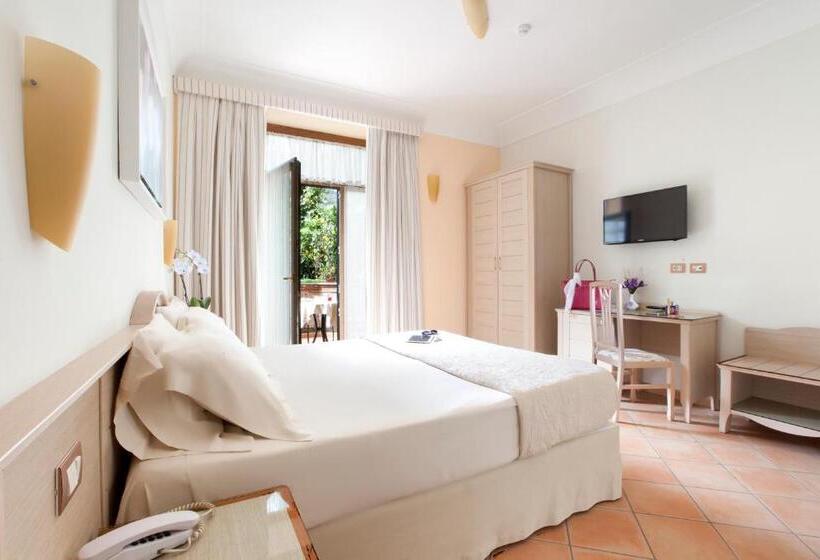 פנסיון Relais Villa Angiolina