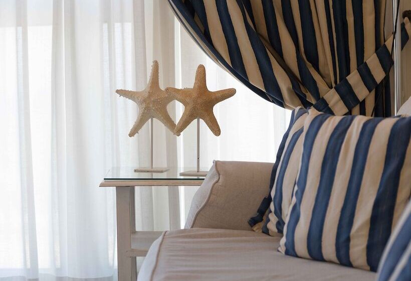 Residence Lungomare   Charming Apartments