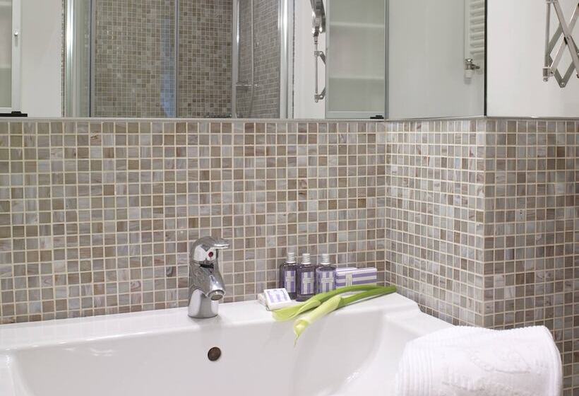 Residence Lungomare   Charming Apartments