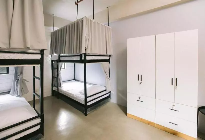 ユースホステル 10 Oxford Residences